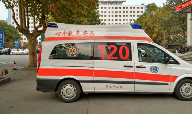 北京出租救护车联系电话